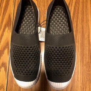 NWT Layer 8 Shoes